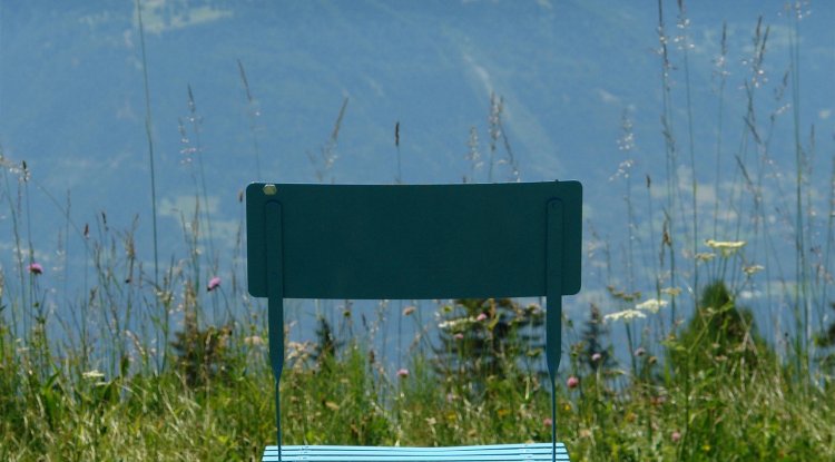 Distraído? Acho que nunca me vi tão atento.